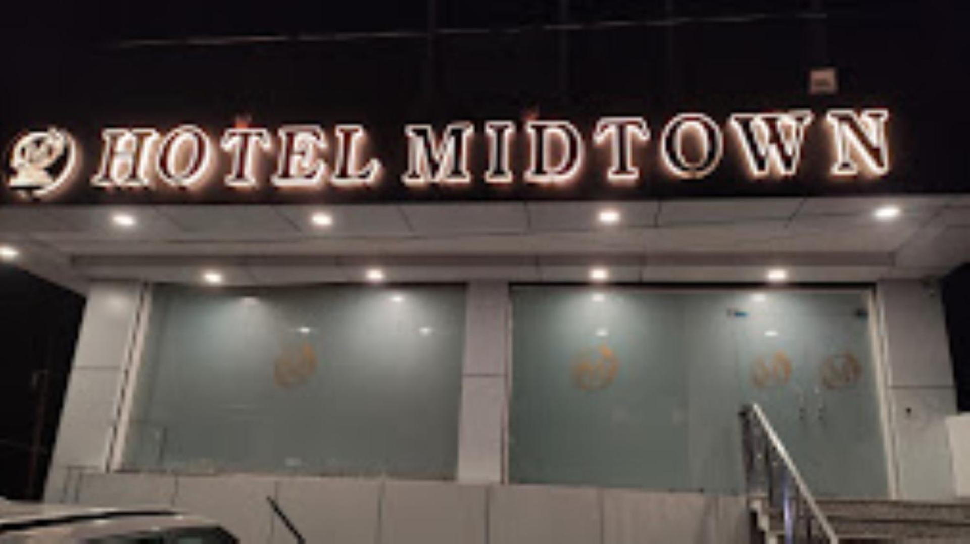 Hotel Midtown , Bareilly Exterior foto